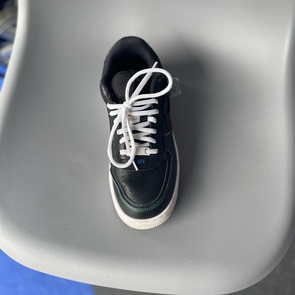 The Nike Air Force 1 Shadow with rainbow stitching - Picture 2 of 7